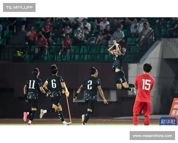 中国男足热身赛0:4憾负哥伦比亚 中国男足热身赛0:4憾负哥伦比亚